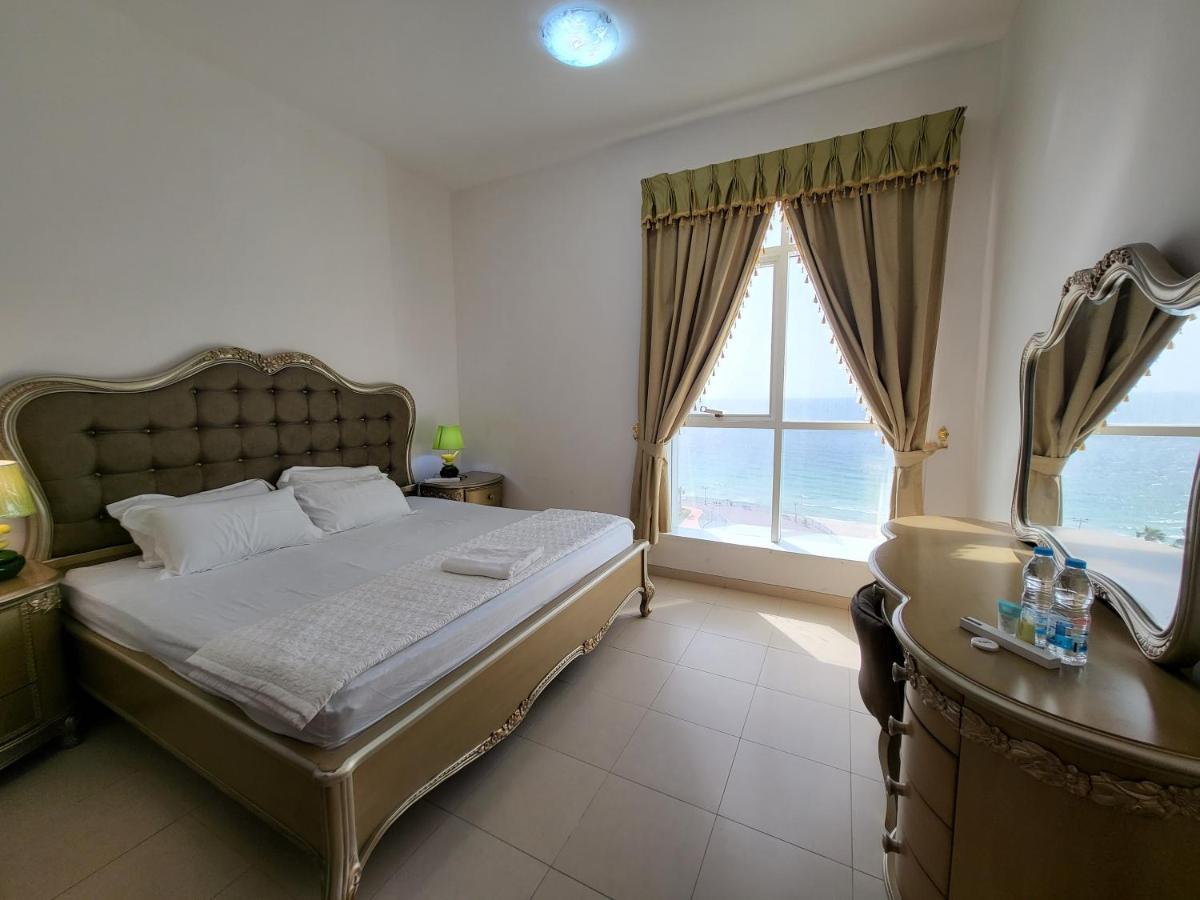 Beachfront Holiday Homes Ajman Exterior photo